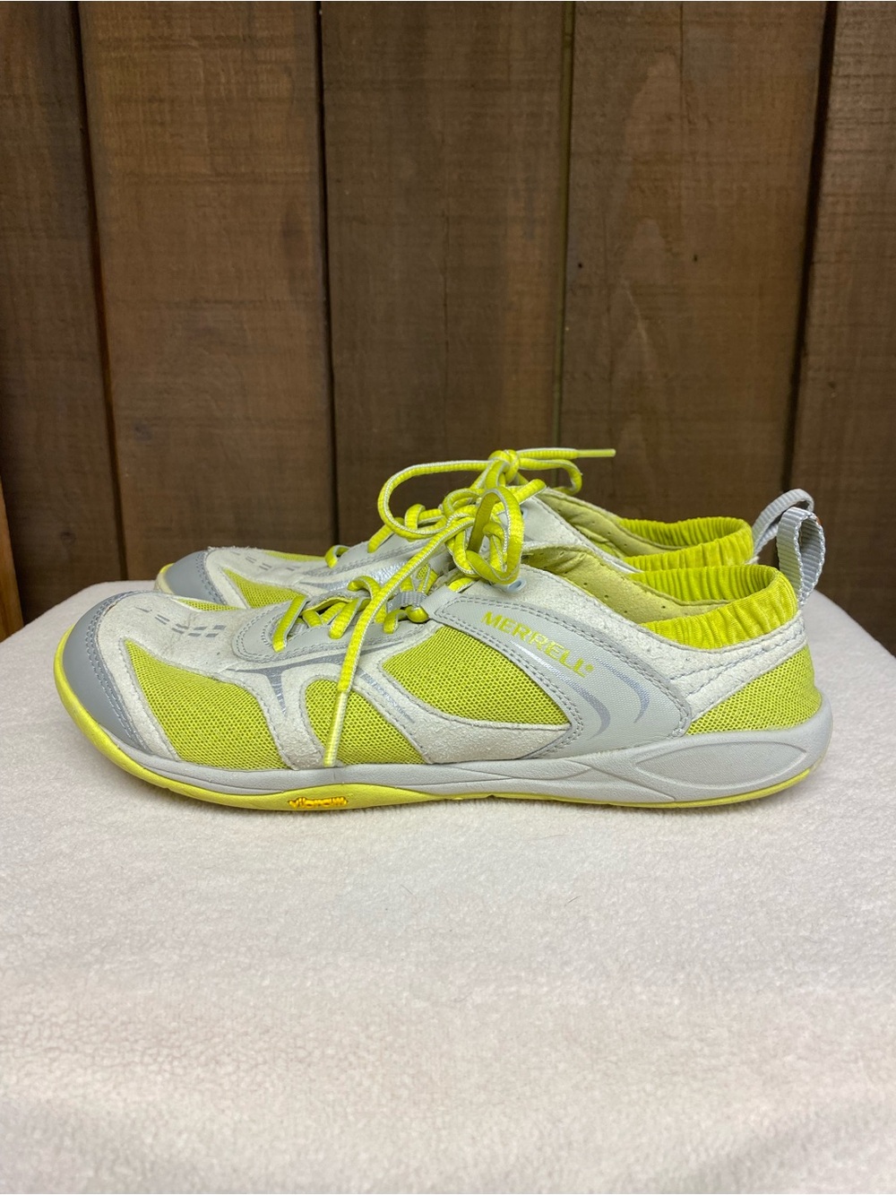 Merrell Dash Glove Womens Vibram Shoes Size 7 Lime Zest Barefoot